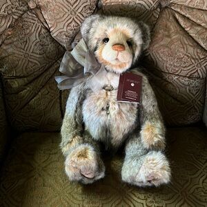 Charlie Bears Kathleen CB222249C Exclusively Designed by Isabelle Lee 18”